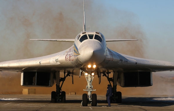 Модернизированный Ту-160М2 будет нести новые сверхдальние крылатые ракеты